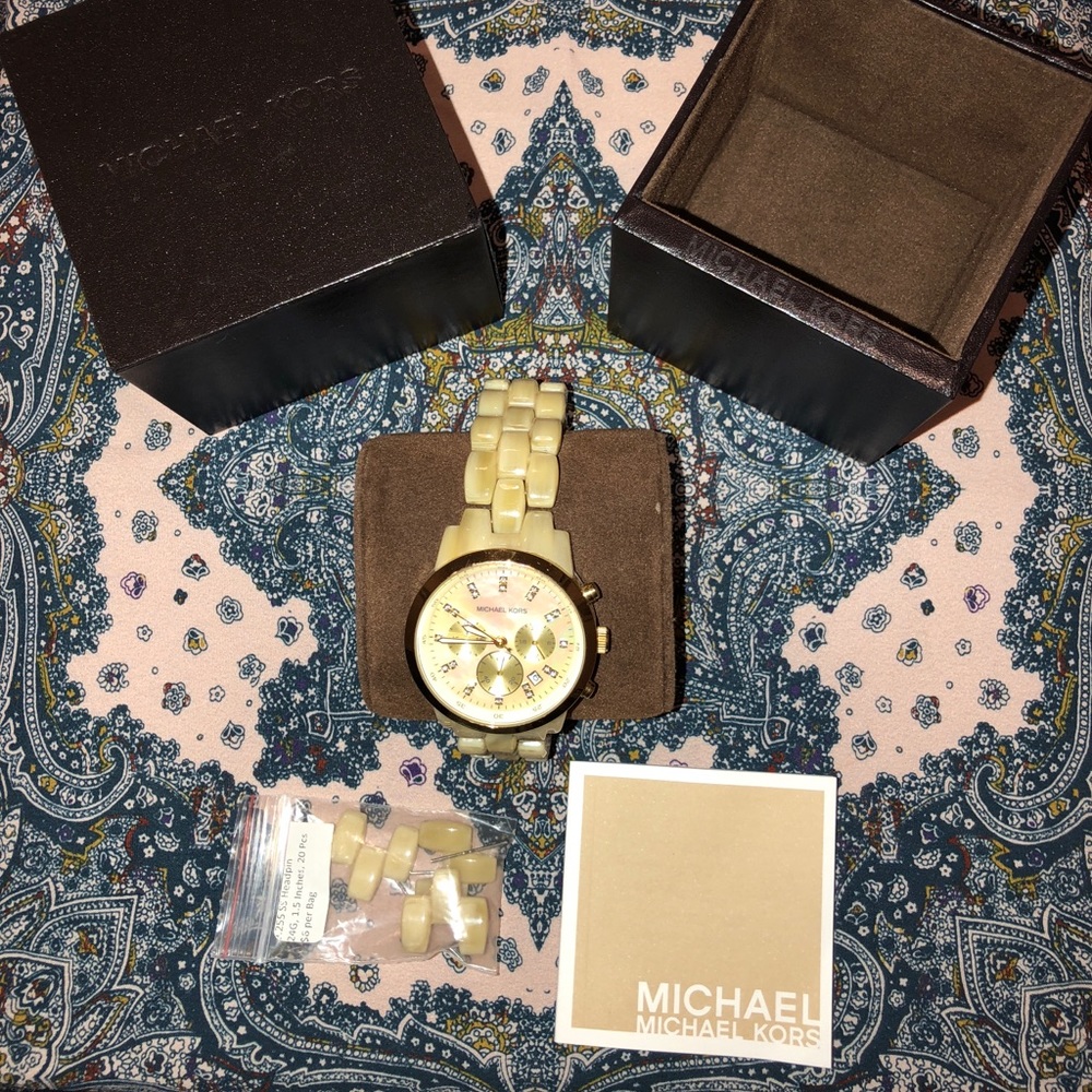 MK natural oversize horn acrylic chronograph